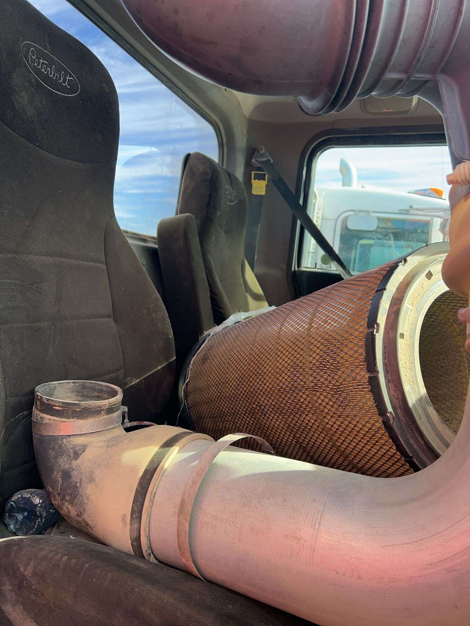 2012 Peterbilt 388 showing 30,080 mi, 7,495 hrs - doesn't run