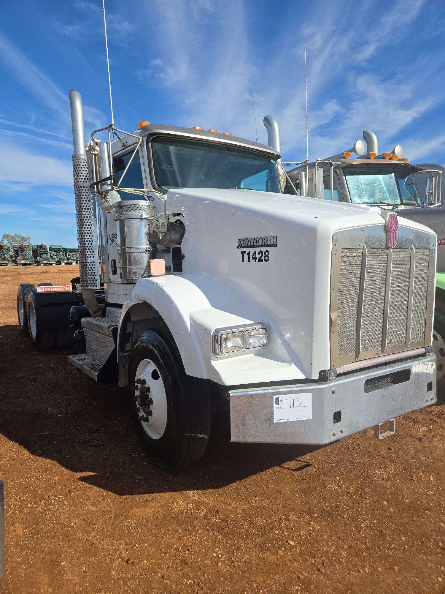 2019 Kenworth T8 showing 13,248 mi, 2,512 hrs - runs