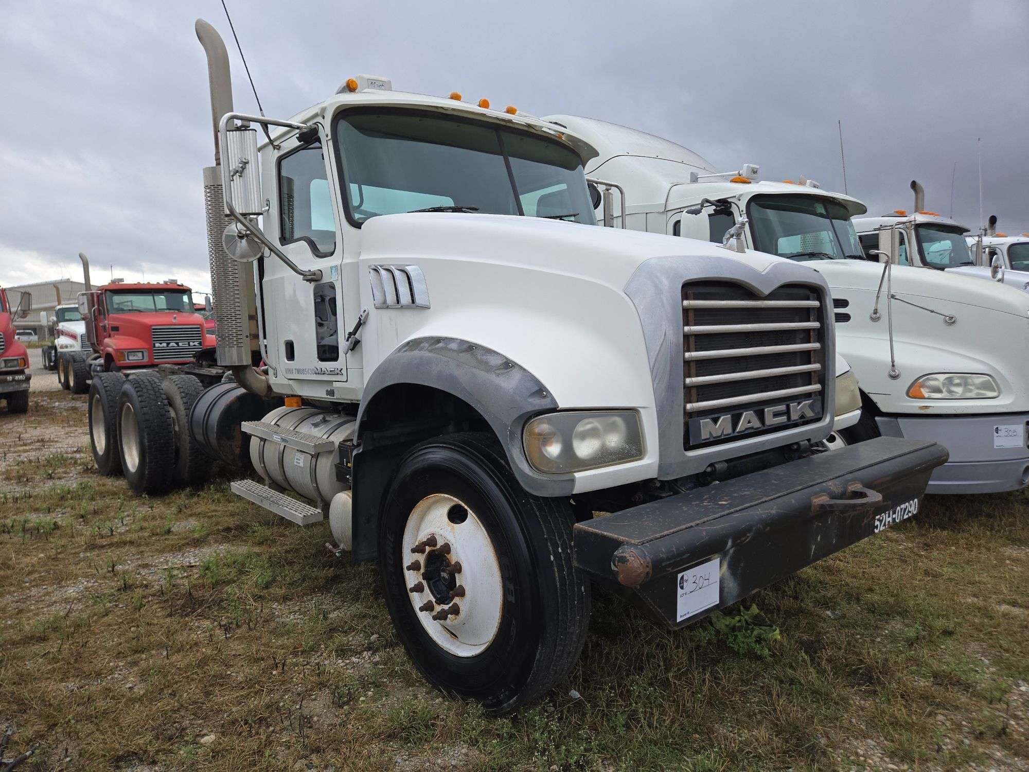 2007 Mack CTP713 showing 47,533 mi, 9999 hrs - runs