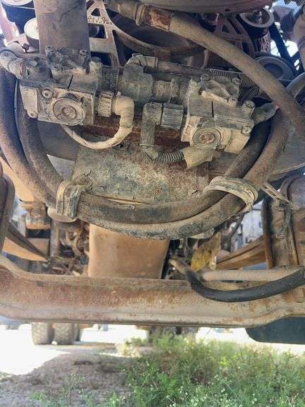 2012 Mack CHU613 showing 34,193 mi, hrs unknown - doesn't run