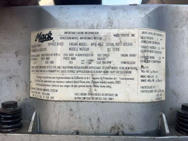 2008 Mack CHU613 showing 50,530 mi, 12,375 hrs- runs