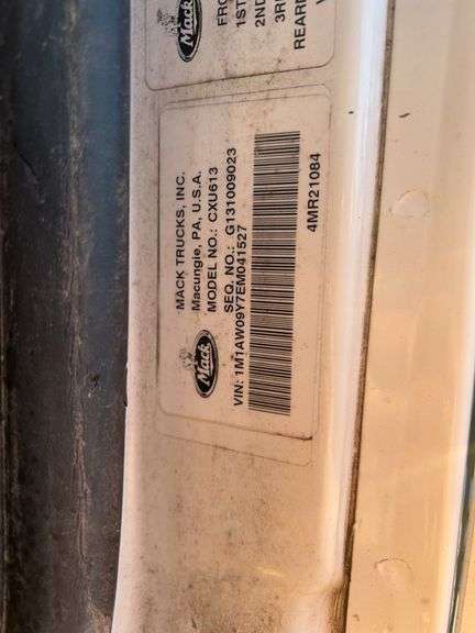 2014 Mack CXU613 showing 665,241, 14,352 hrs- runs