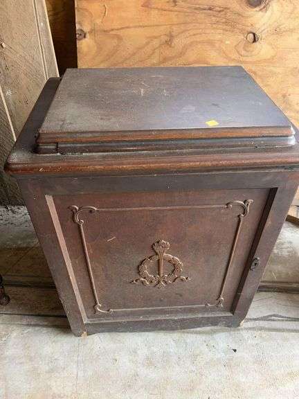 Vintage Singer Sewing Machine Table