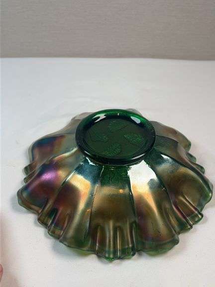 FENTON CARNIVAL GLASS THORN PATTERN BOWL