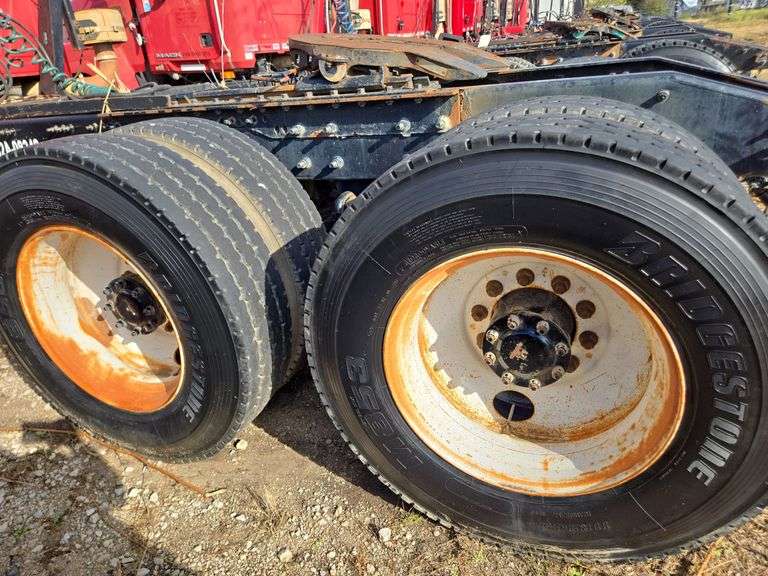 2008 Mack CHU613 showing 61,140 mi, 9,011 hrs- runs