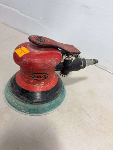 Sioux & Dynabrade Palm sanders