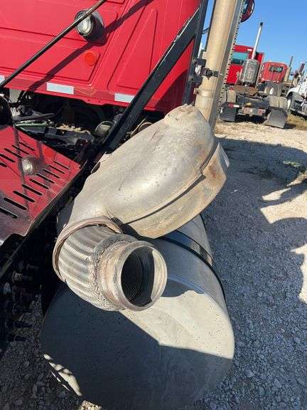 2012 Mack CHU613 showing 48,475 mi, 3,068 hrs- runs