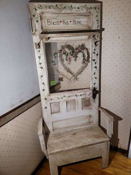 DECORATIVE OLD DOOR/ BENCH DISPLAY