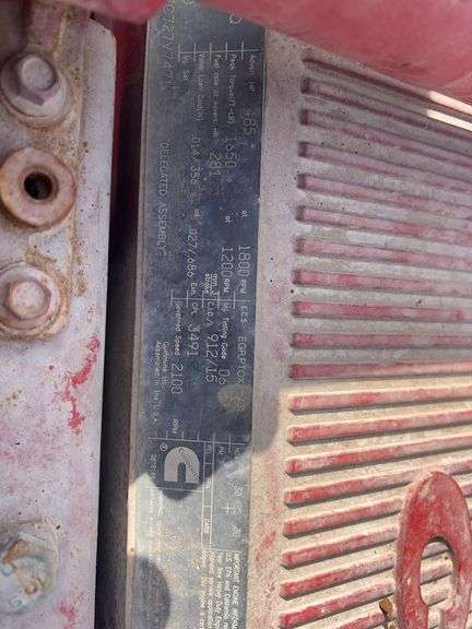 2012 Peterbilt 388 showing 48,817 mi, 9,224 hrs - runs