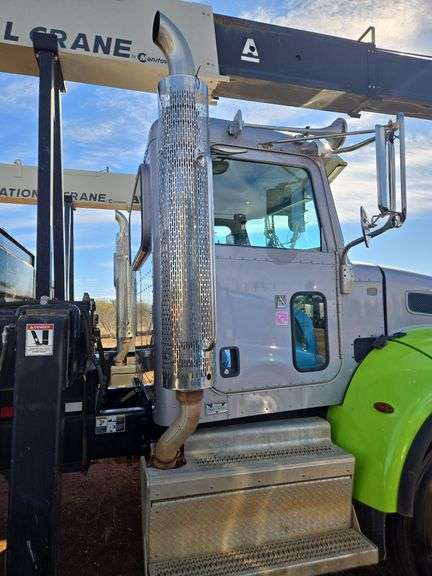 2018 Peterbilt PB348 showing 35,437 mi, 6,164 hrs - runs