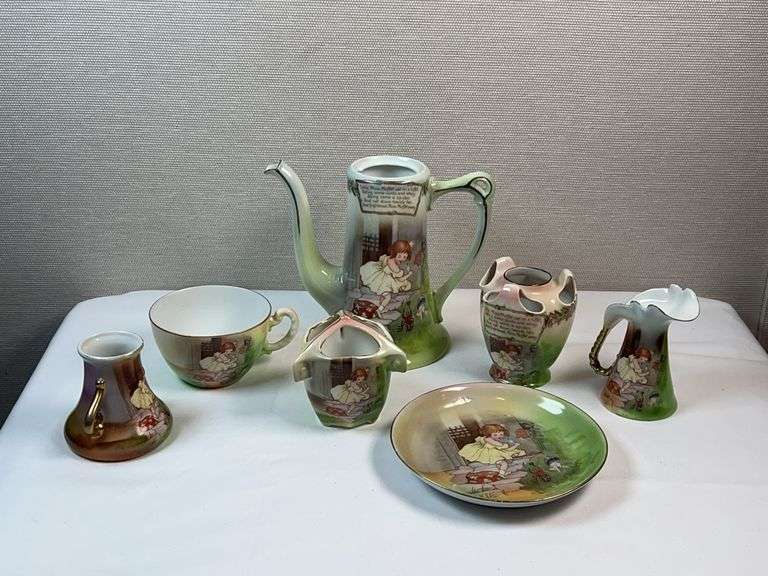 Royal Bayreuth Nursery Rhyme Collection โ Little Miss Muffet Porcelain Set