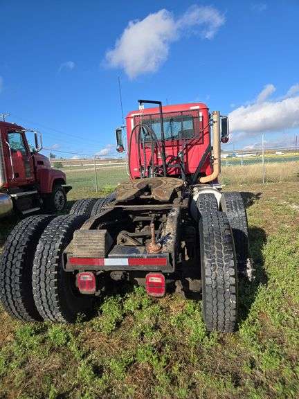 2013 Mack CHU613 miles & hrs unknown- doesn't run