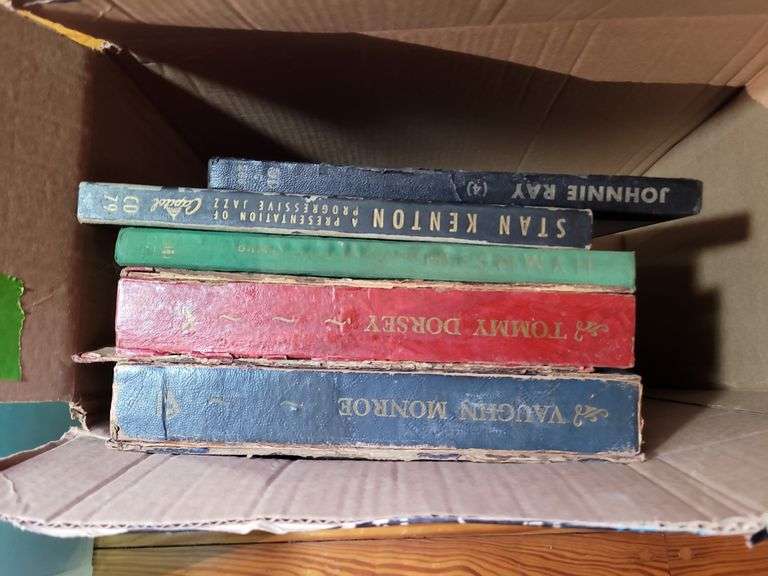 VINTAGE ALBUMS IN ORIGINAL SLEEVES