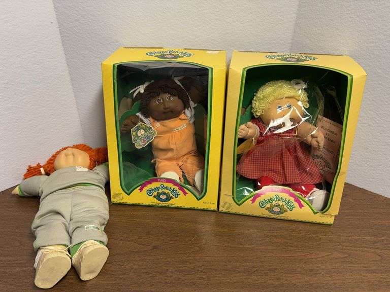 3 Cabbage Patch dolls
