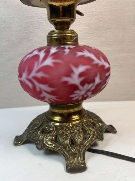FENTON Cranberry Daisy & Fern Parlor Lamp