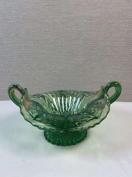 NORTHWOOD GREEN PANEL HOLLY BONBON