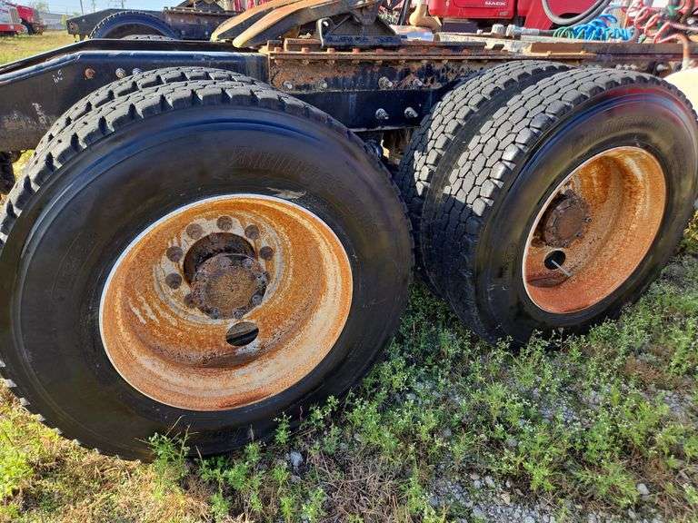 2012 Mack CHU613 showing 30,190 mi, 11,155 hrs- runs