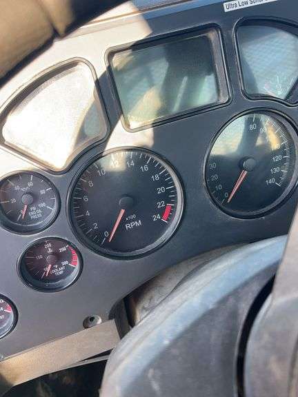 2013 Mack CHU613 miles & hrs unknown- doesn't run