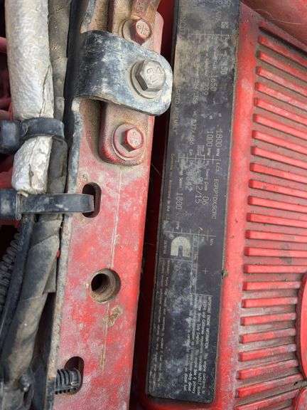 2018 Kenworth T880 showing 13,663 mi, 5,470 hrs - runs