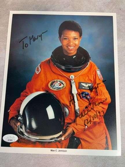 Mae Jemison Signed 8x10 NASA Photo - JSA