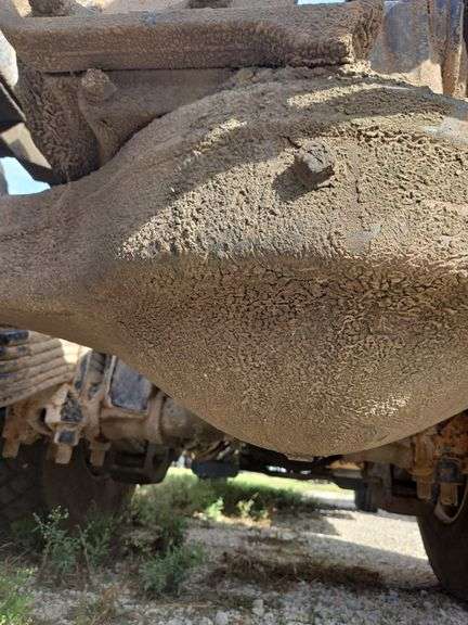 2012 Mack CHU613 showing 34,193 mi, hrs unknown - doesn't run