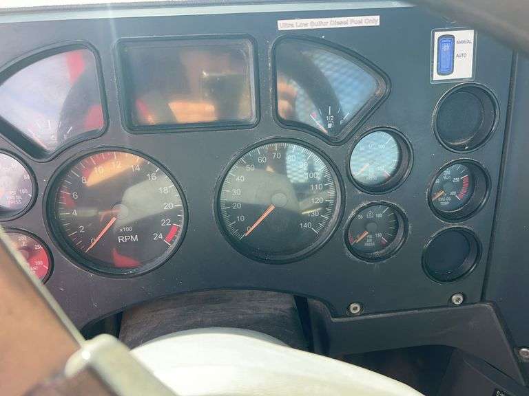 2012 Mack CHU613 showing 51,131 mi, 11,743 hrs - runs