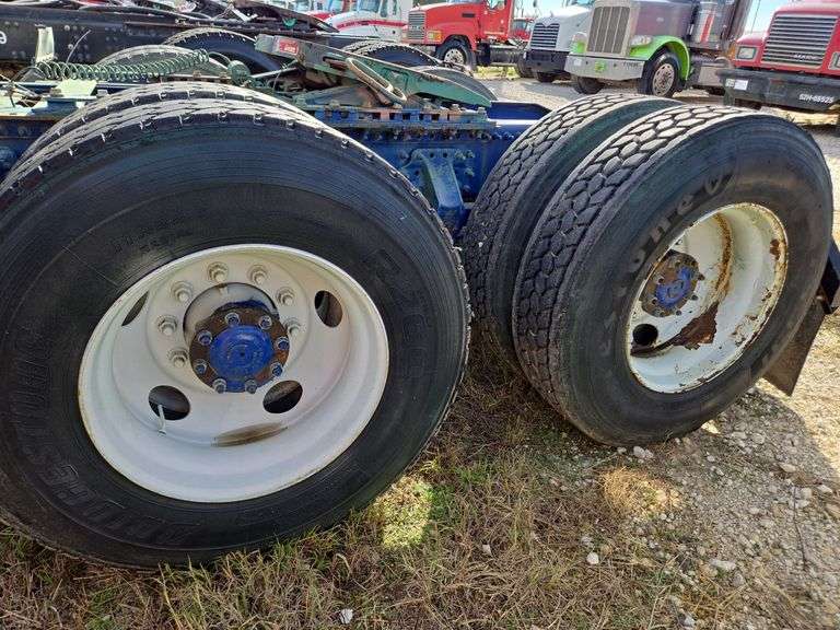 2014 Mack CHU613 showing 498,610 mi, 11,275 hrs - runs