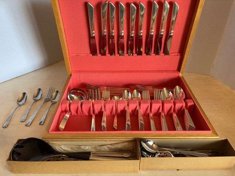 Serving Set and Miscellaneous Sliverware