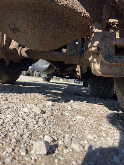 2008 Mack CHU13 miles & hrs unknown- doesn't run