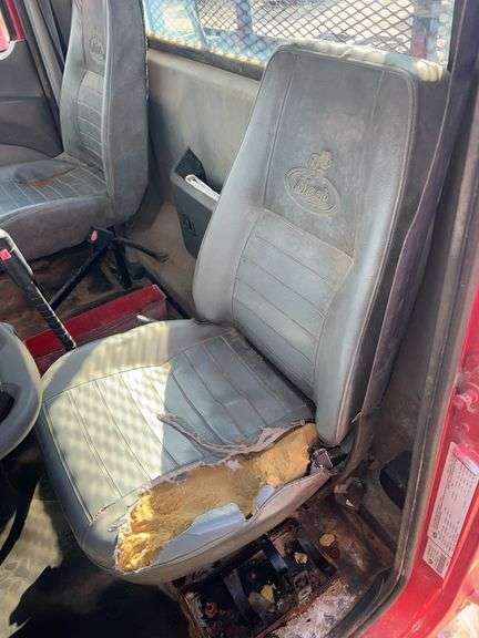 2012 Mack CHU613 showing 34,193 mi, hrs unknown - doesn't run