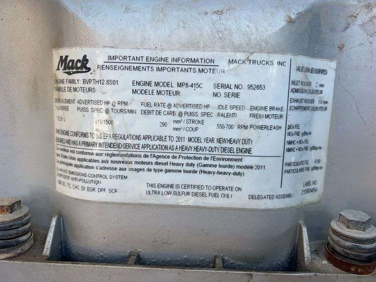 2012 Mack CHU13 showing 28,654 mi, 15,876 hrs- runs