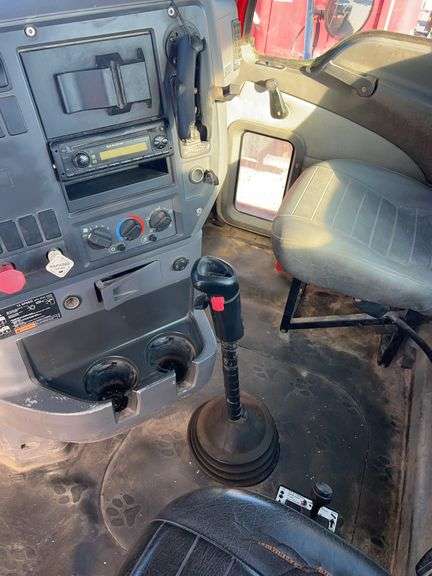 2008 Mack CHU613 showing 55,705 mi, 14,199 hrs- runs