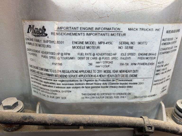 2012 Mack CHU613 showing 39,668 mi, 4,939 hrs - runs