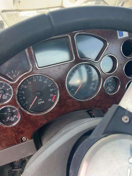 2012 Mack CXU613 showing 223,803 mi, 9,120 hrs - runs