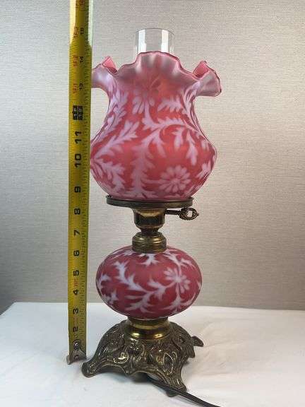 FENTON Cranberry Daisy & Fern Parlor Lamp