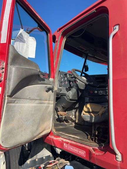 2012 Mack CHU613 showing 30,190 mi, 11,155 hrs- runs