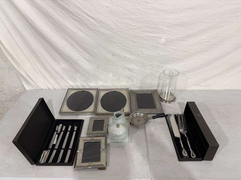 Kitchenware and picture frames