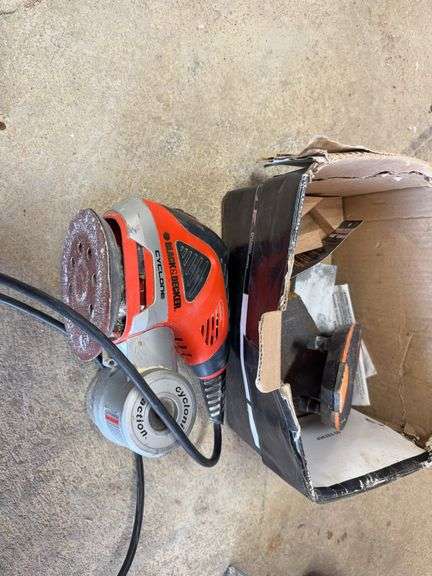 Black and decker Sander