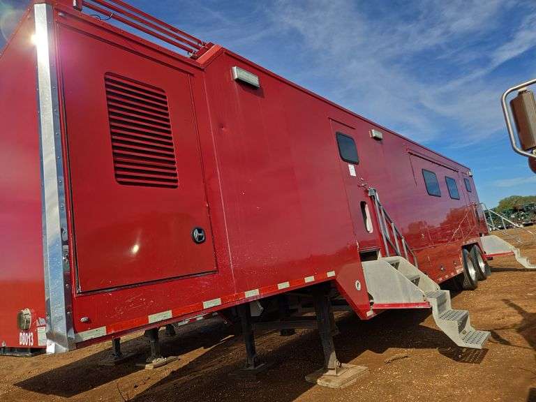 2014 Turnkey Industries 44ft Mobile Data Trailer