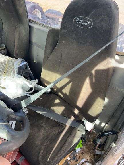 2012 Peterbilt 388 showing 30,080 mi, 7,495 hrs - doesn't run