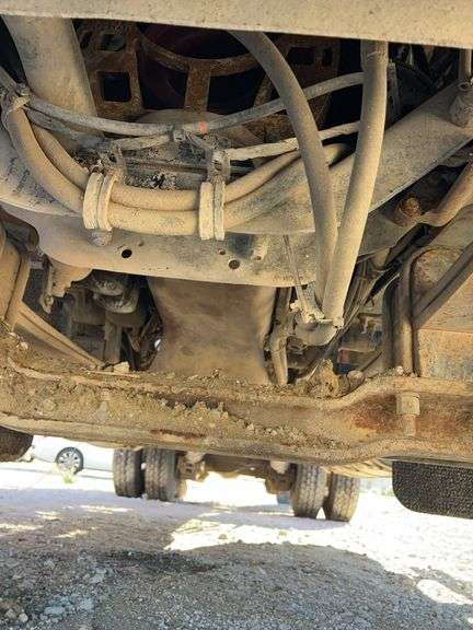 2008 Mack CHU13 miles & hrs unknown- doesn't run