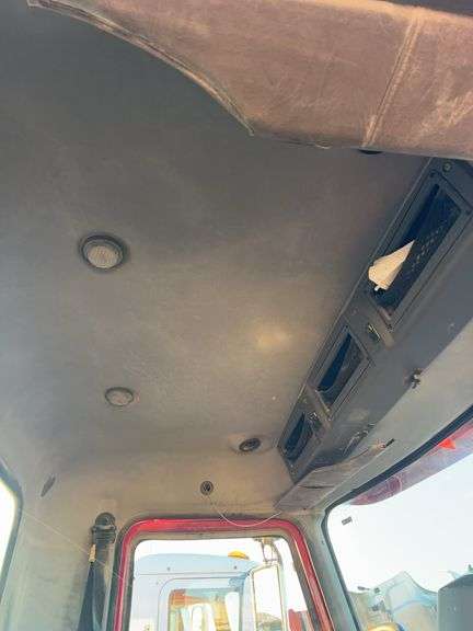 2008 Mack CHU613 showing 41,085, hrs unknown- runs