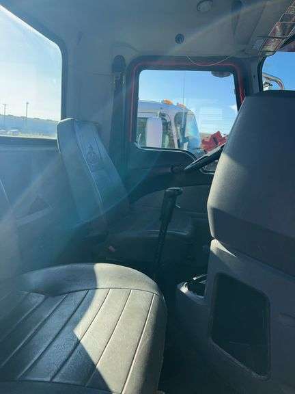 2012 Mack CHU613 showing 48,475 mi, 3,068 hrs- runs