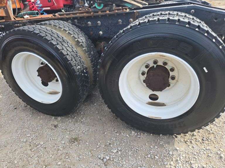 2008 Mack CHU613 showing 61,447 mi, 15,684 hrs - runs