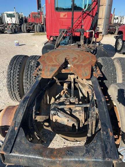 2008 Mack CHU13 miles & hrs unknown- doesn't run