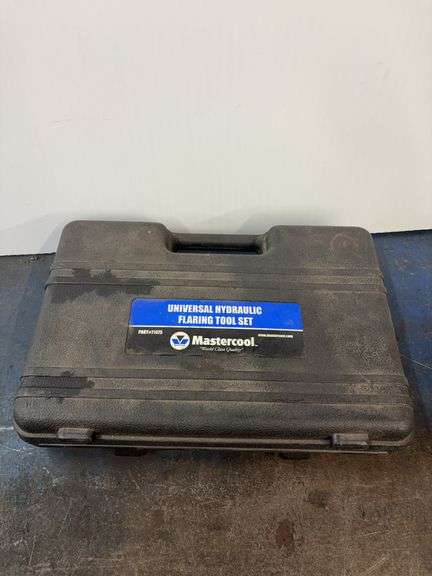 Mastercool Universal hydraulic flaring tool set