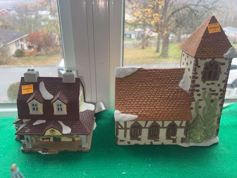 Department 56 Van Tassel Manor, Dickens’ Village Church
