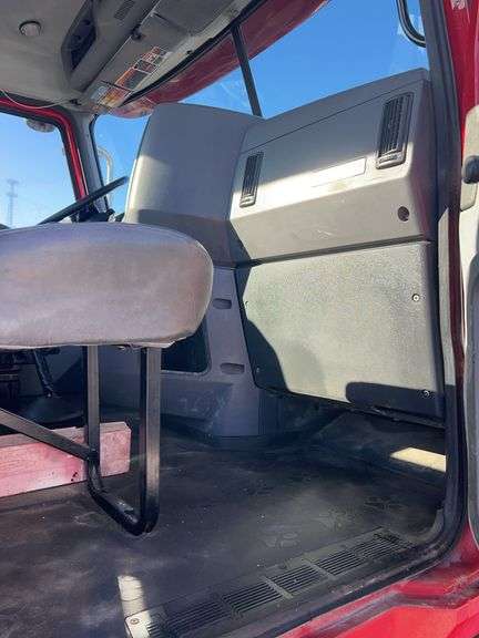 2012 Mack CHU613 showing 48,475 mi, 3,068 hrs- runs