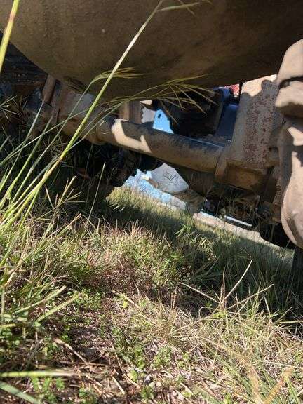 2008 Mack CHU613 showing 59,117 mi, 12,663 hrs- runs