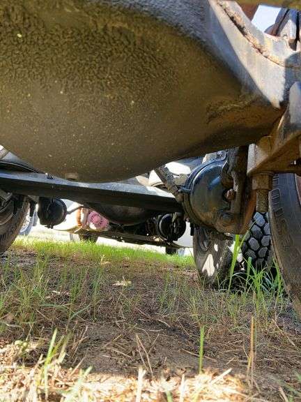 2007 Mack CXN613 565,498 mi, 10,366 hrs- doesn't run